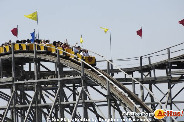 Six Flags Kentucky Kingdom 13